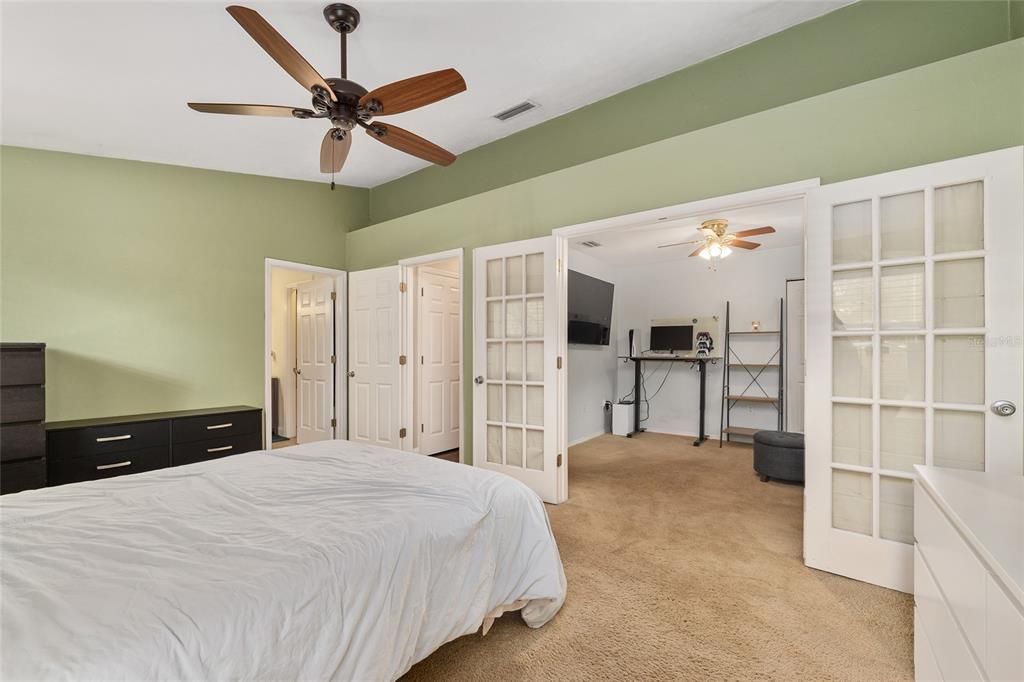 Activo con contrato: $349,900 (3 camas, 2 baños, 1480 Pies cuadrados)