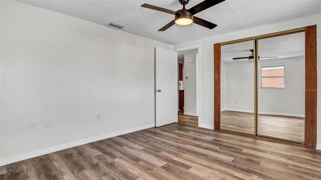 For Rent: $1,695 (3 beds, 2 baths, 980 Square Feet)