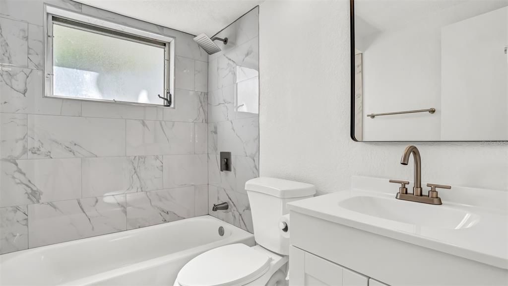 For Rent: $1,695 (3 beds, 2 baths, 980 Square Feet)