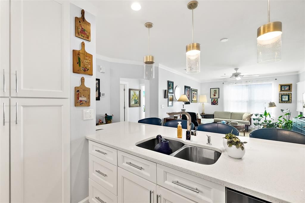 На продажу: $390,000 (2 спален, 2 ванн, 1020 Квадратных фут)