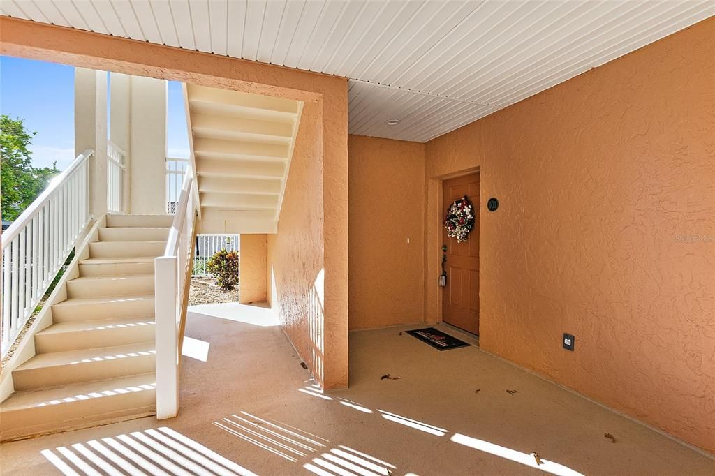 На продажу: $390,000 (2 спален, 2 ванн, 1020 Квадратных фут)