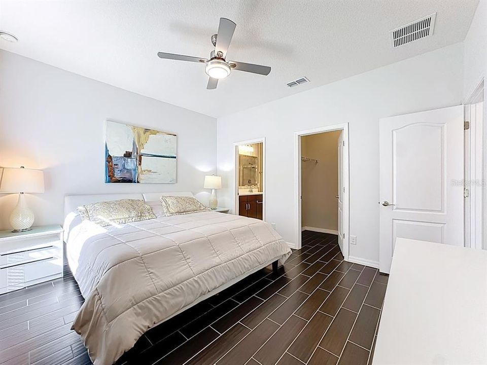 For Sale: $439,000 (3 beds, 2 baths, 1893 Square Feet)