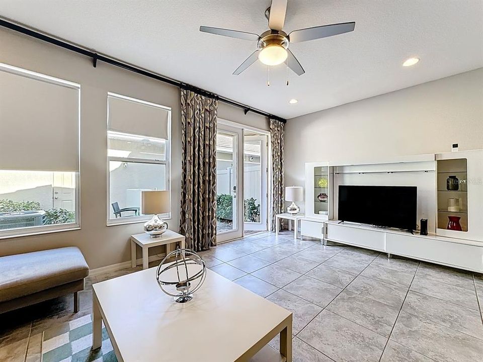 For Sale: $439,000 (3 beds, 2 baths, 1893 Square Feet)