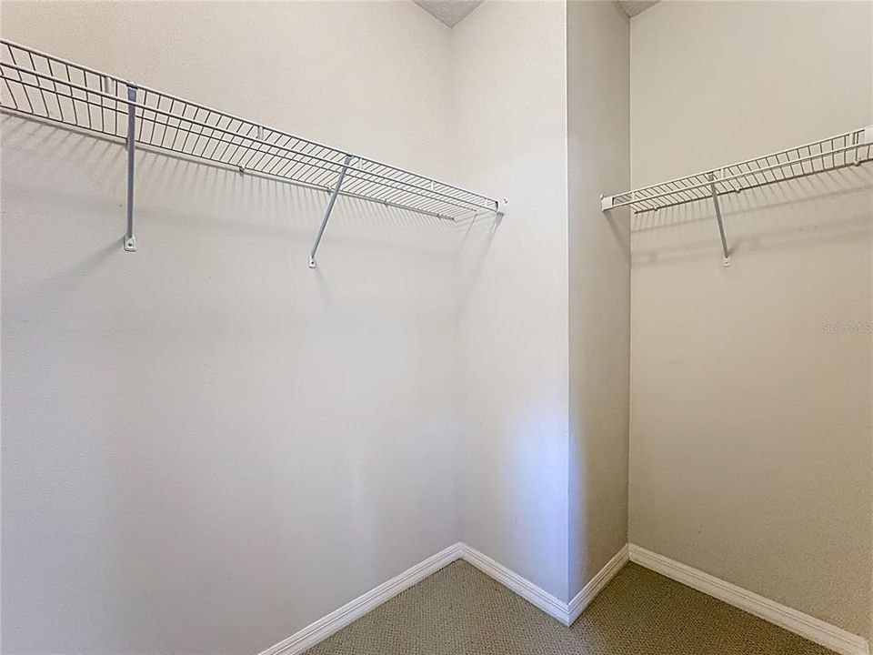 For Sale: $439,000 (3 beds, 2 baths, 1893 Square Feet)