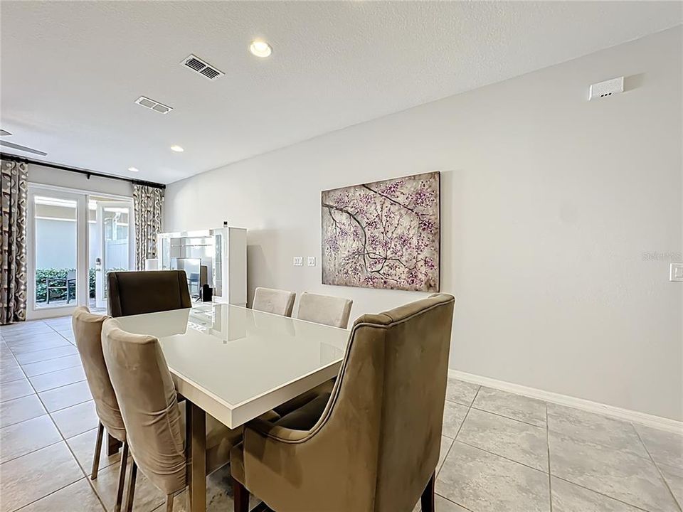 For Sale: $439,000 (3 beds, 2 baths, 1893 Square Feet)