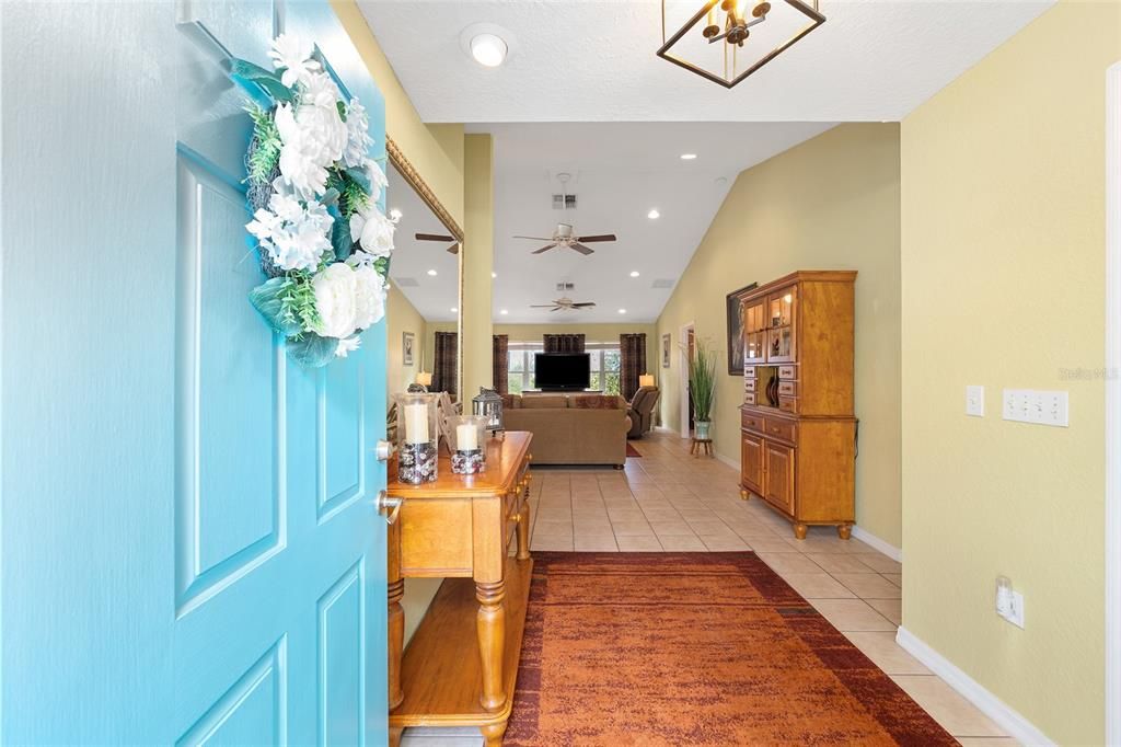 待售: $252,500 (2 贝兹, 2 浴室, 1637 平方英尺)