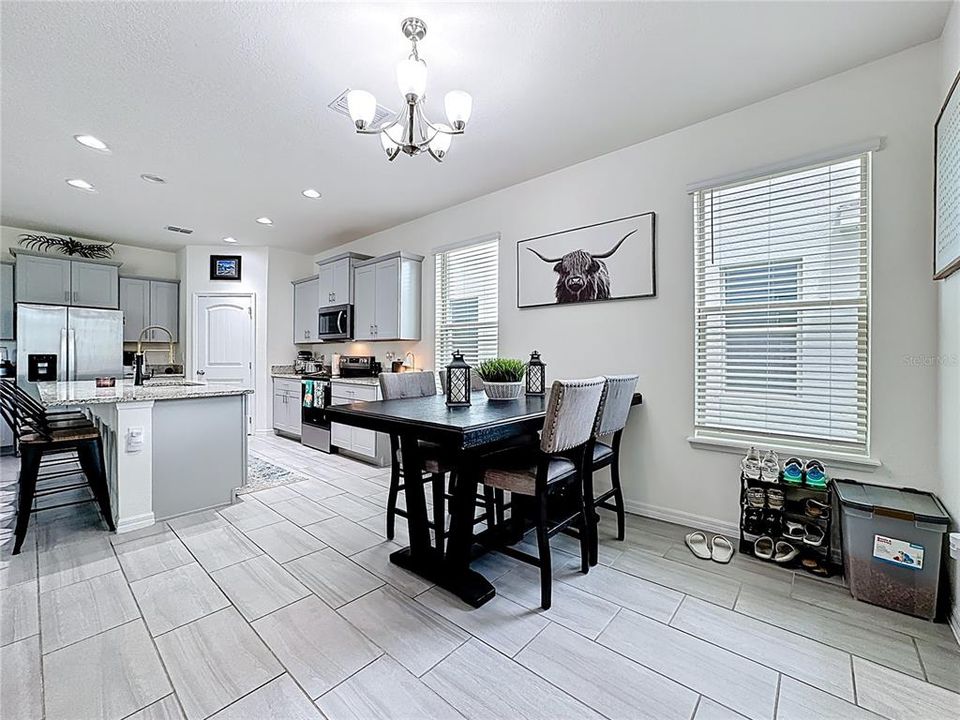 На продажу: $550,000 (4 спален, 3 ванн, 2292 Квадратных фут)