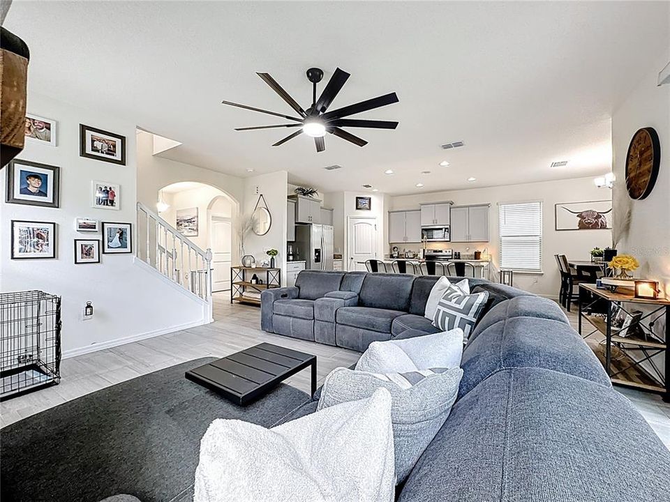 На продажу: $550,000 (4 спален, 3 ванн, 2292 Квадратных фут)