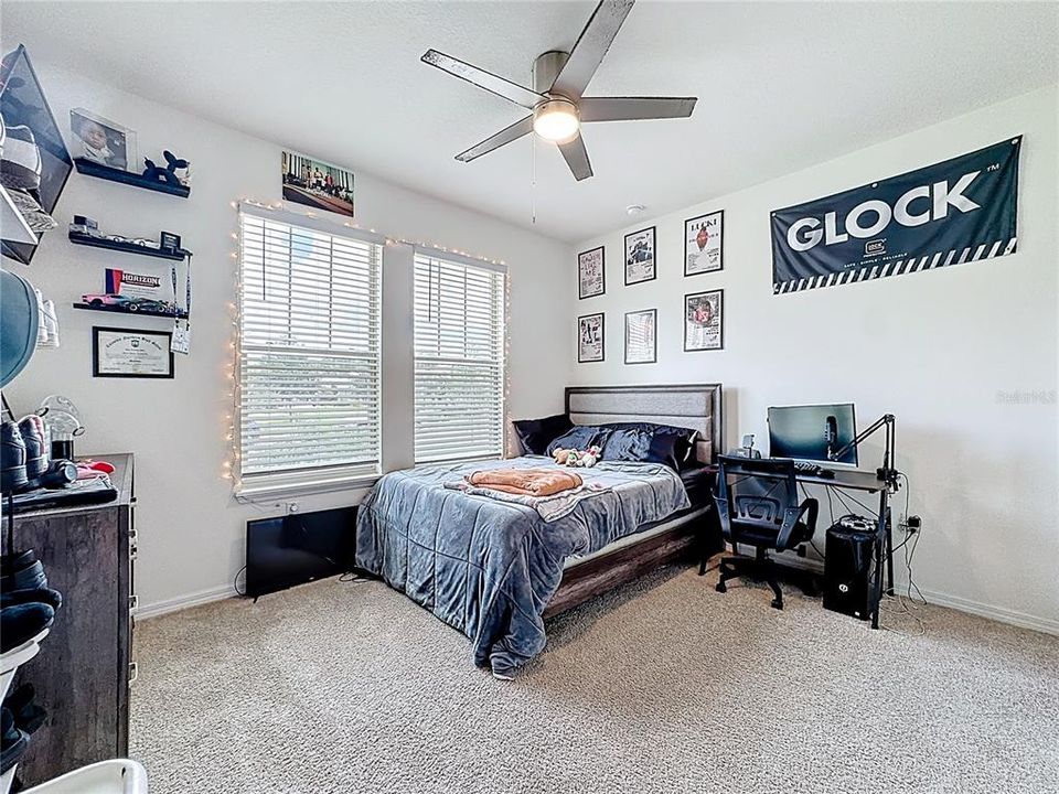 На продажу: $550,000 (4 спален, 3 ванн, 2292 Квадратных фут)