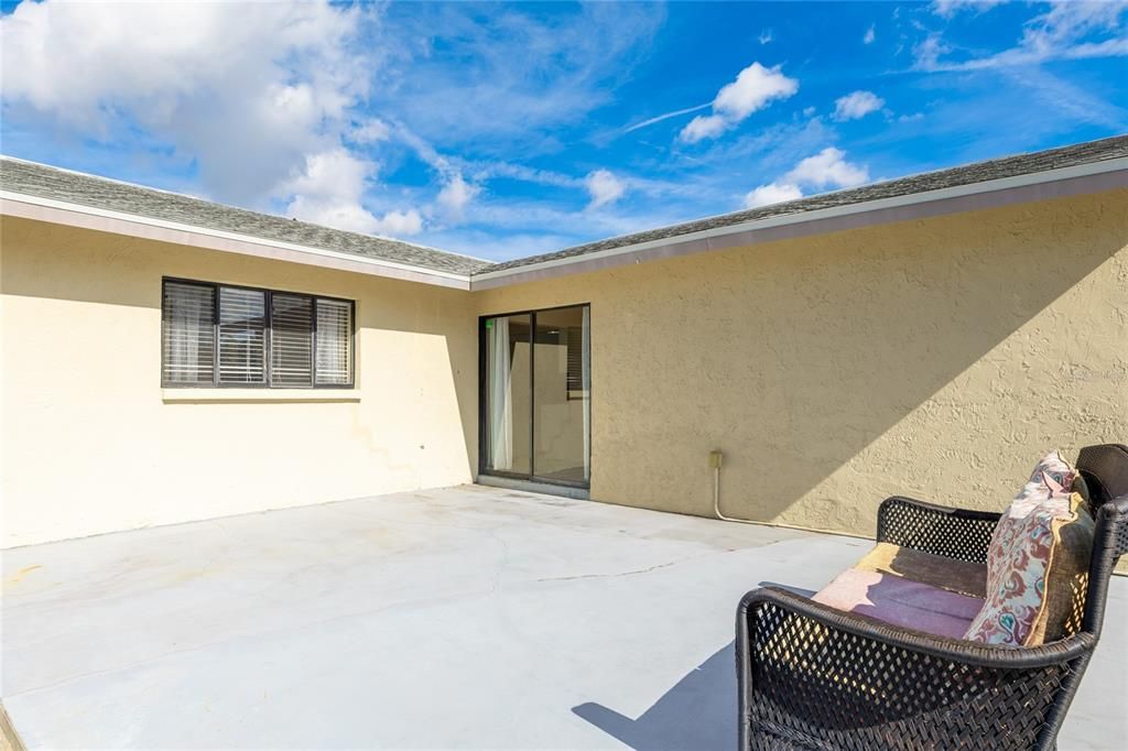 На продажу: $440,000 (3 спален, 2 ванн, 1642 Квадратных фут)