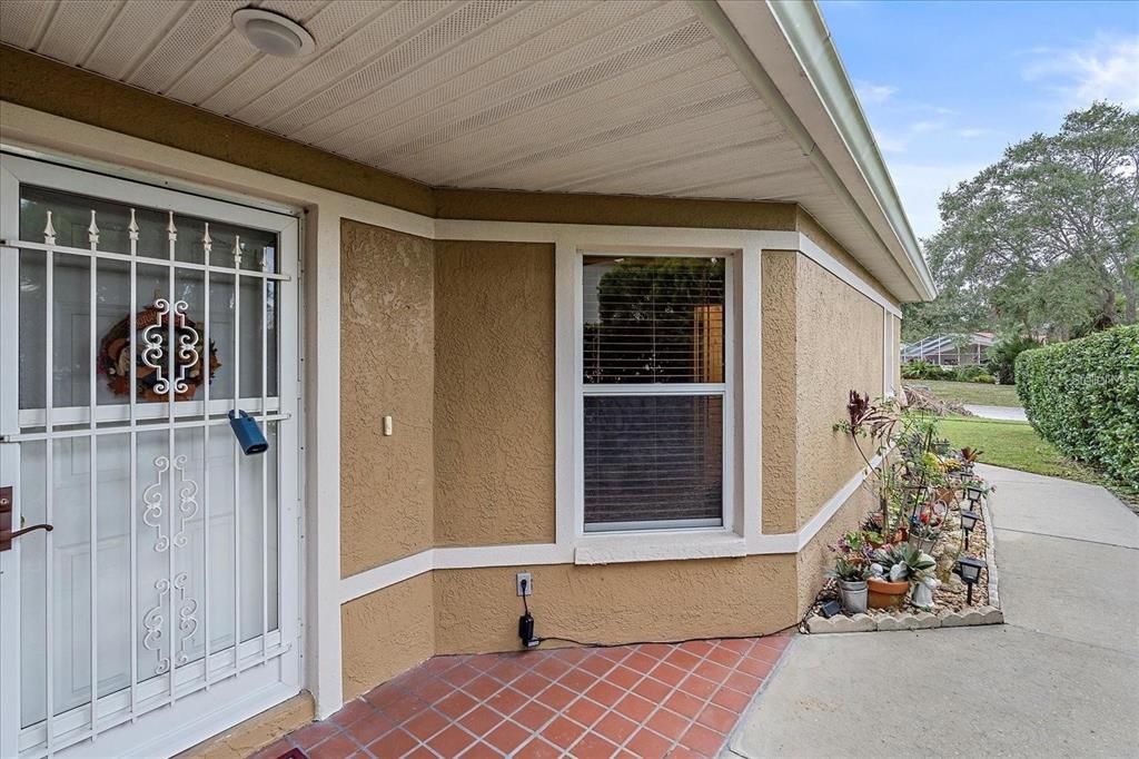 На продажу: $460,000 (3 спален, 2 ванн, 1828 Квадратных фут)