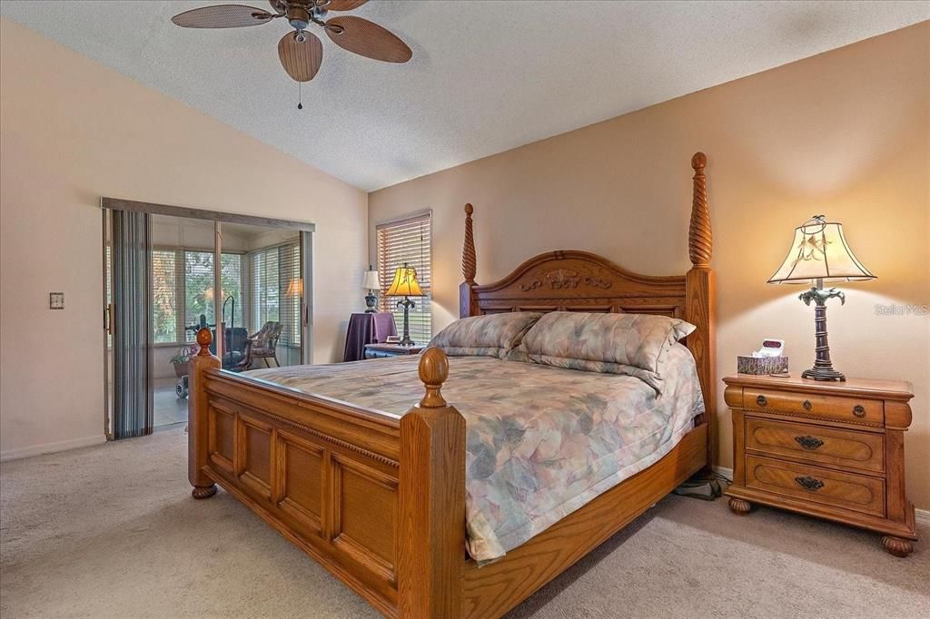 На продажу: $460,000 (3 спален, 2 ванн, 1828 Квадратных фут)