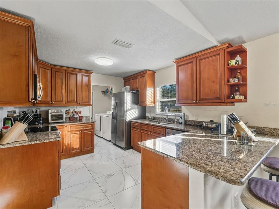 En Venta: $415,000 (3 camas, 2 baños, 1416 Pies cuadrados)