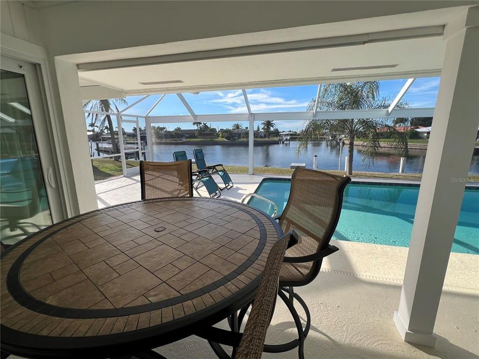 En Venta: $499,900 (2 camas, 2 baños, 1471 Pies cuadrados)