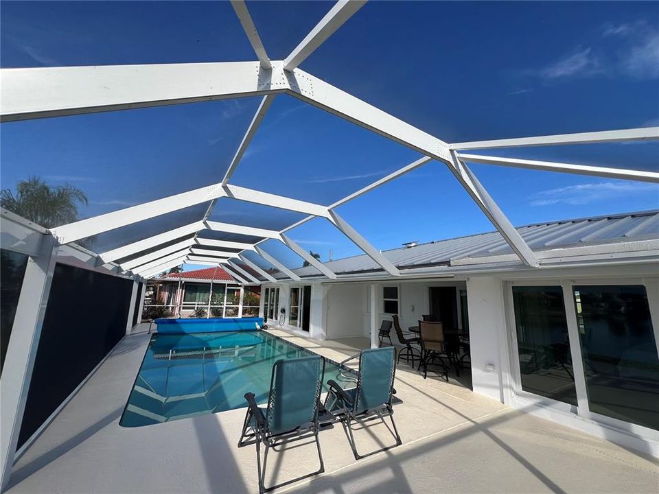 En Venta: $499,900 (2 camas, 2 baños, 1471 Pies cuadrados)