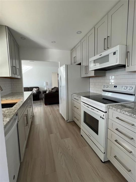 En Venta: $499,900 (2 camas, 2 baños, 1471 Pies cuadrados)