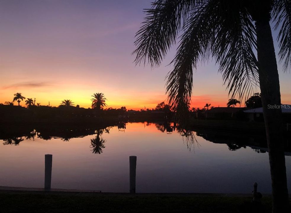 En Venta: $499,900 (2 camas, 2 baños, 1471 Pies cuadrados)