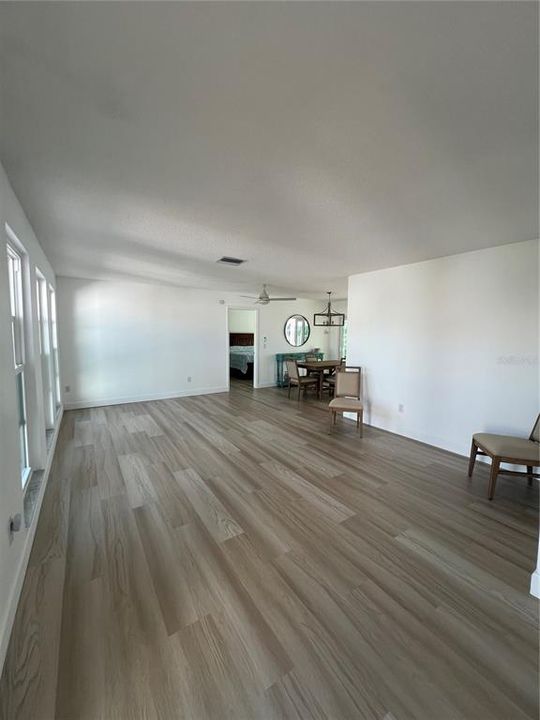 En Venta: $499,900 (2 camas, 2 baños, 1471 Pies cuadrados)