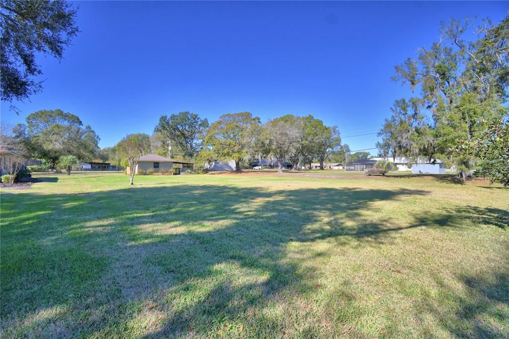 待售: $550,000 (3 贝兹, 2 浴室, 2315 平方英尺)