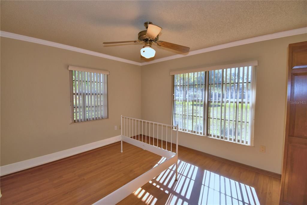 待售: $550,000 (3 贝兹, 2 浴室, 2315 平方英尺)