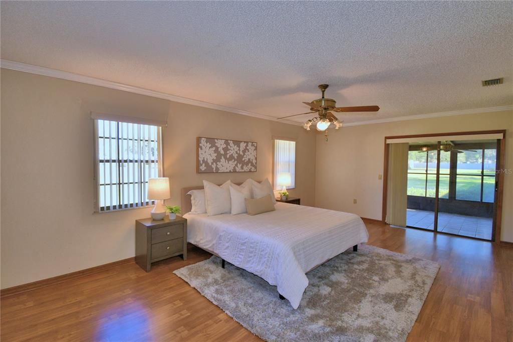 待售: $550,000 (3 贝兹, 2 浴室, 2315 平方英尺)