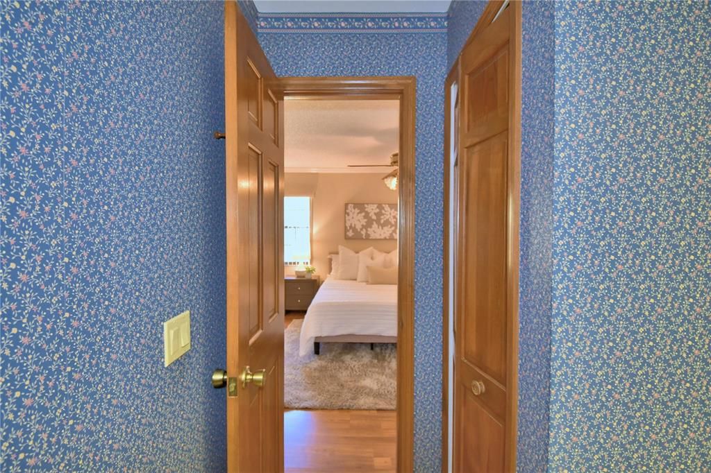 待售: $550,000 (3 贝兹, 2 浴室, 2315 平方英尺)