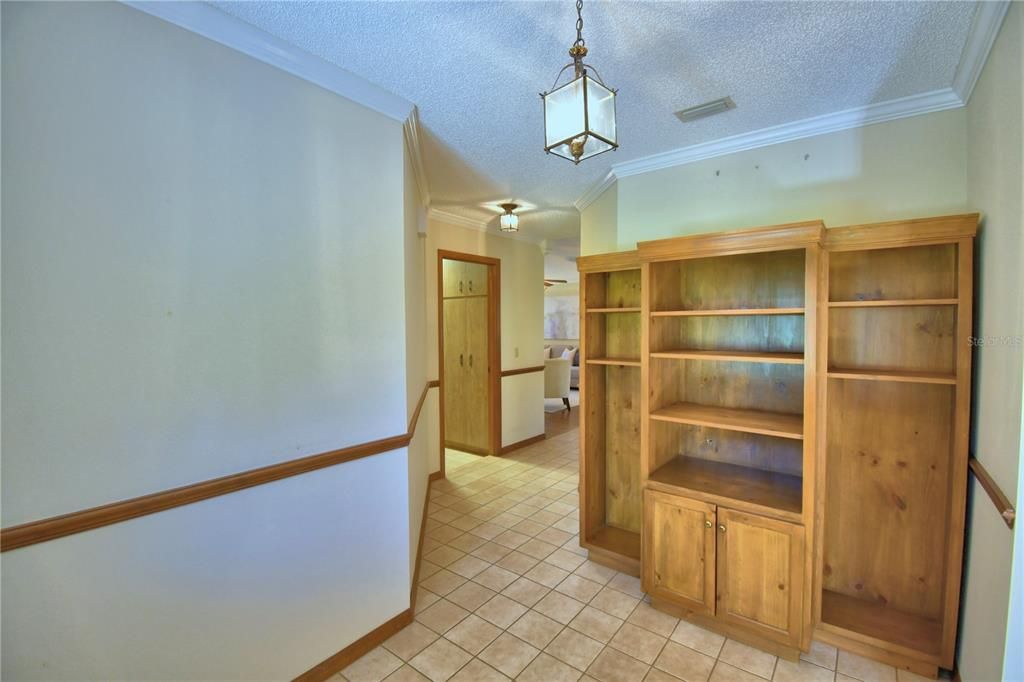 待售: $550,000 (3 贝兹, 2 浴室, 2315 平方英尺)