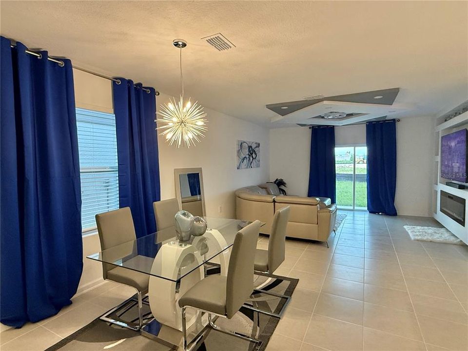 For Sale: $385,000 (6 beds, 3 baths, 2463 Square Feet)