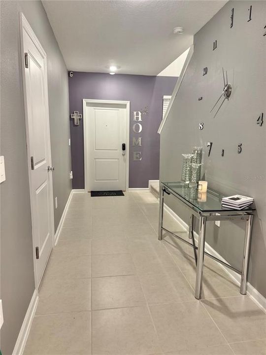 For Sale: $385,000 (6 beds, 3 baths, 2463 Square Feet)