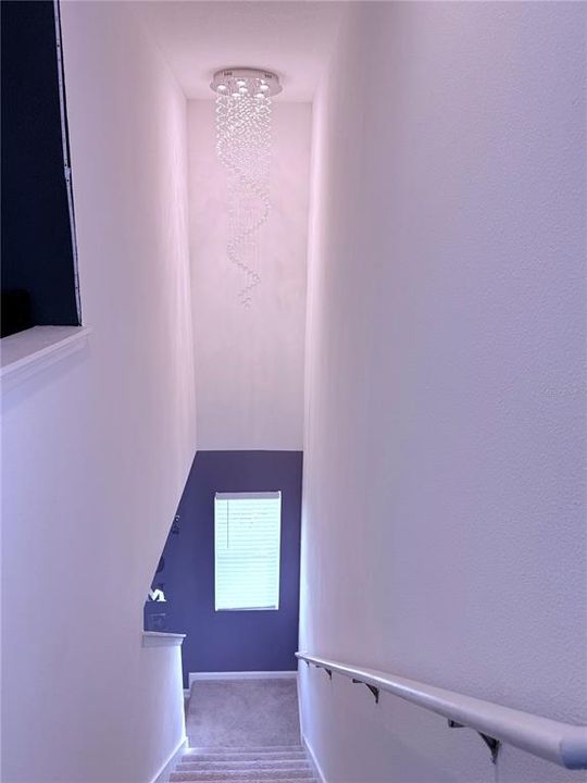 For Sale: $385,000 (6 beds, 3 baths, 2463 Square Feet)