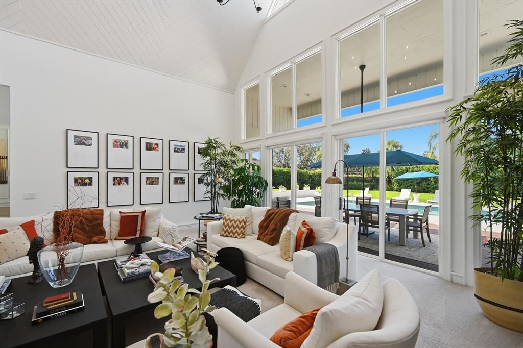 En Venta: $2,999,999 (5 camas, 4 baños, 6206 Pies cuadrados)