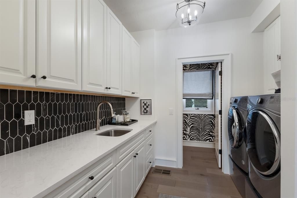 En Venta: $2,999,999 (5 camas, 4 baños, 6206 Pies cuadrados)