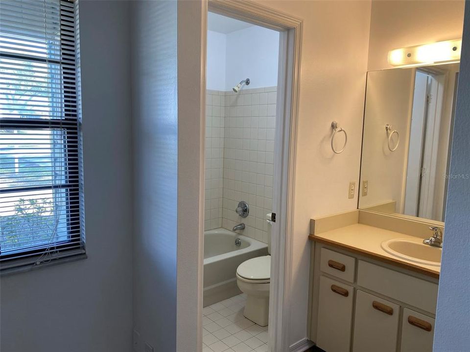 出租: $1,750 (2 贝兹, 2 浴室, 1224 平方英尺)