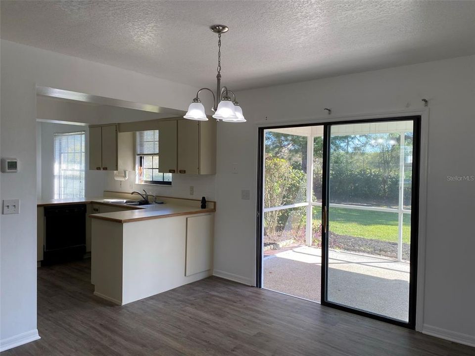 出租: $1,750 (2 贝兹, 2 浴室, 1224 平方英尺)