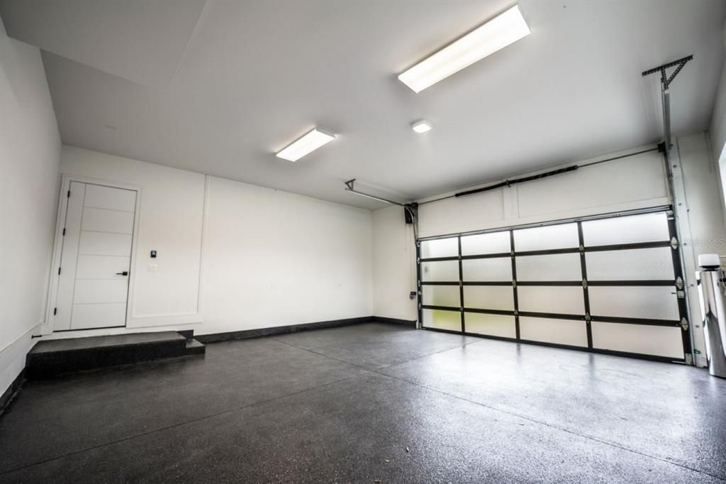 For Rent: $11,500 (4 beds, 4 baths, 3652 Square Feet)