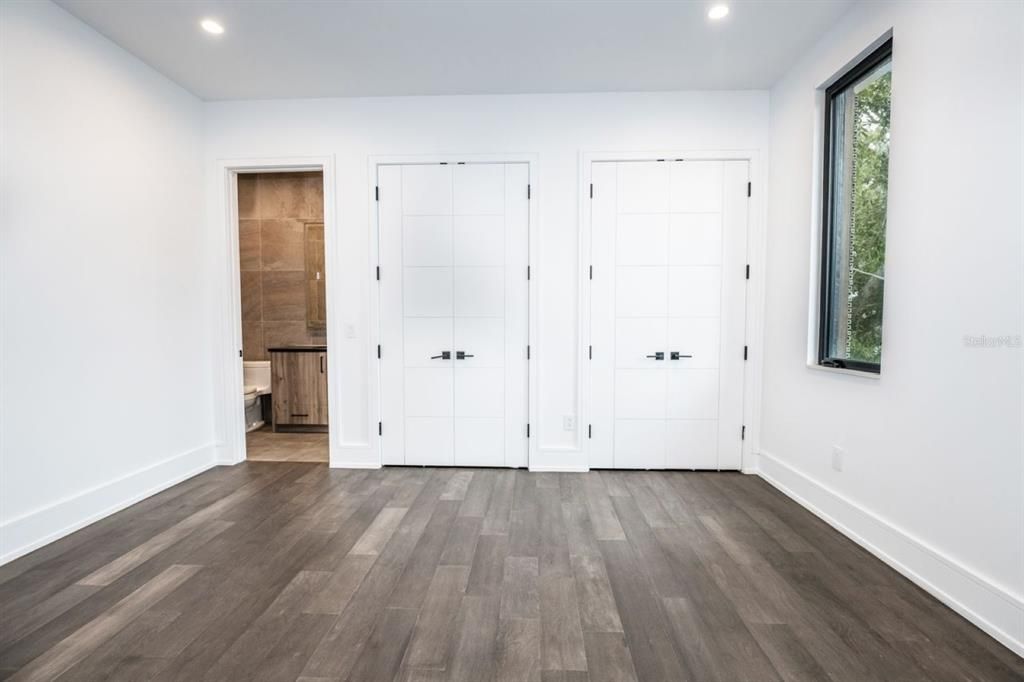 For Rent: $11,500 (4 beds, 4 baths, 3652 Square Feet)