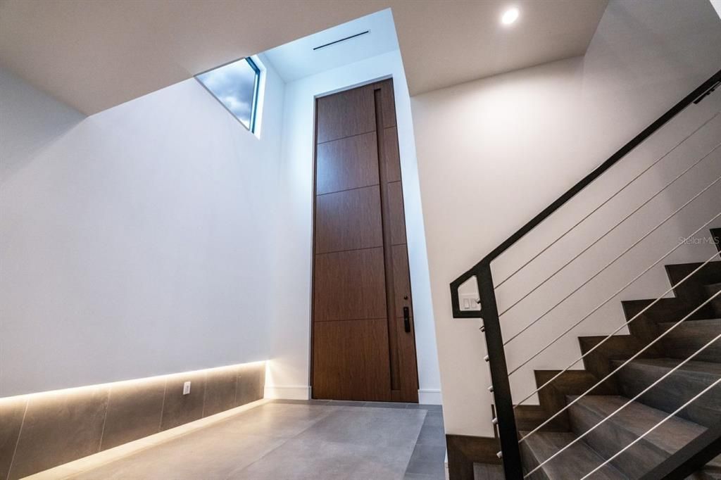 For Rent: $11,500 (4 beds, 4 baths, 3652 Square Feet)