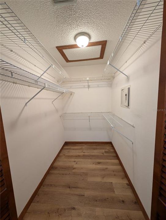 В аренду: $2,300 (3 спален, 2 ванн, 1643 Квадратных фут)