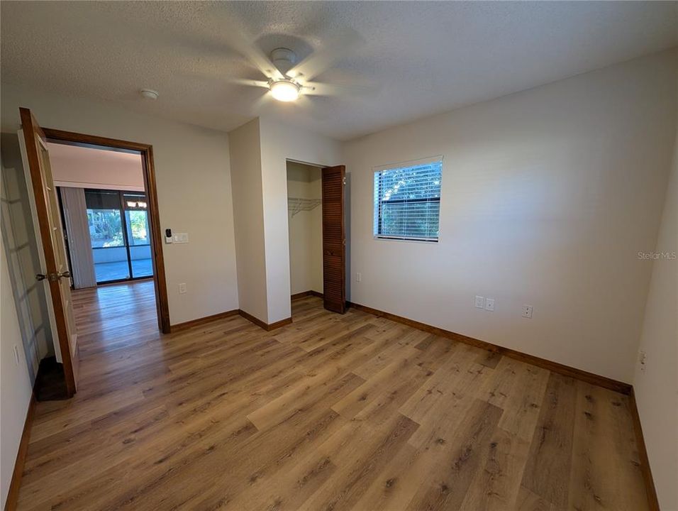 В аренду: $2,300 (3 спален, 2 ванн, 1643 Квадратных фут)