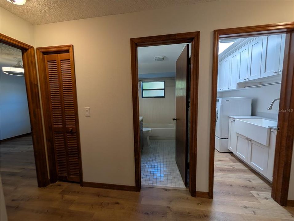 В аренду: $2,300 (3 спален, 2 ванн, 1643 Квадратных фут)