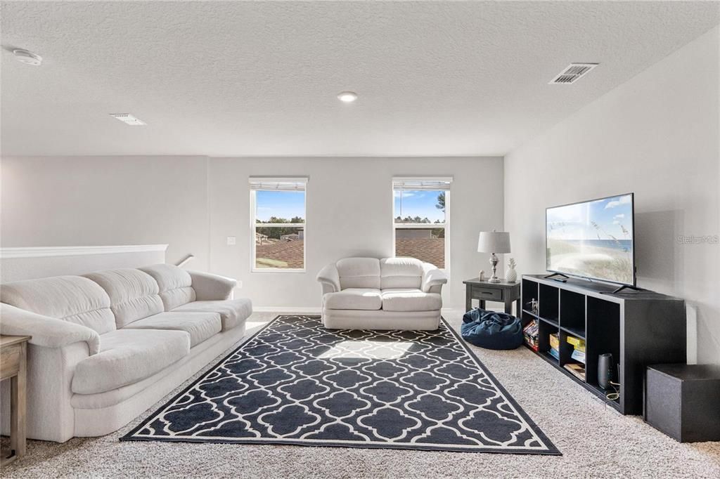 待售: $489,000 (4 贝兹, 2 浴室, 2168 平方英尺)