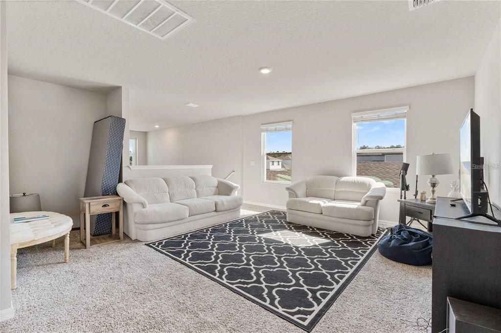 待售: $489,000 (4 贝兹, 2 浴室, 2168 平方英尺)