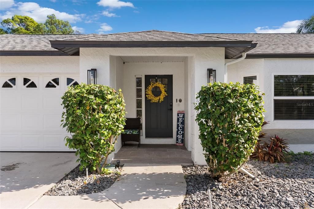 На продажу: $630,000 (3 спален, 2 ванн, 2053 Квадратных фут)