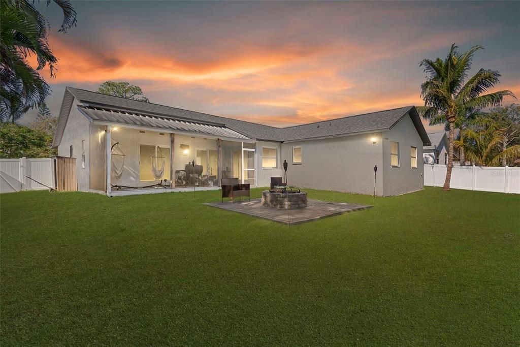 На продажу: $630,000 (3 спален, 2 ванн, 2053 Квадратных фут)