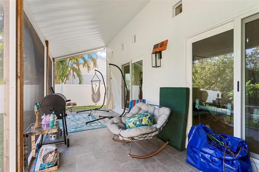 На продажу: $630,000 (3 спален, 2 ванн, 2053 Квадратных фут)