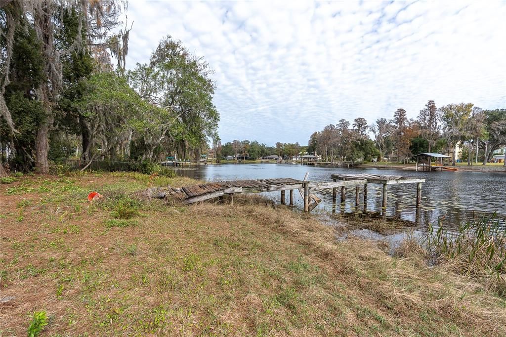 Activo con contrato: $550,000 (1.26 acres)