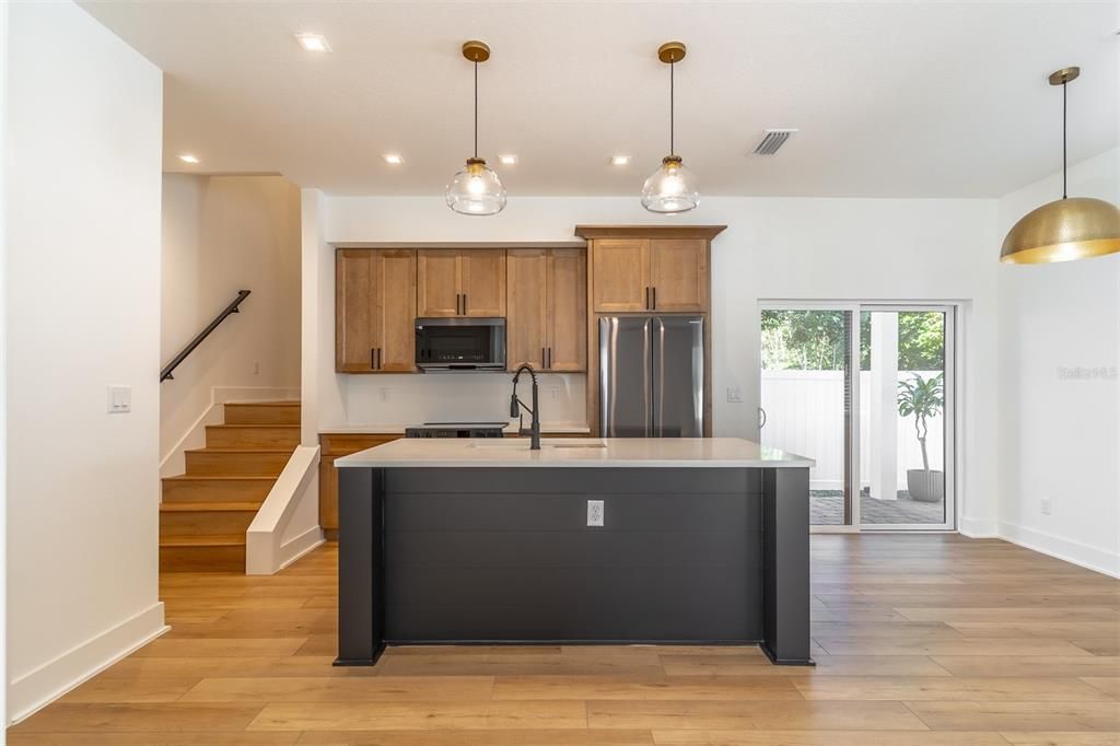 待售: $625,000 (3 贝兹, 2 浴室, 1756 平方英尺)