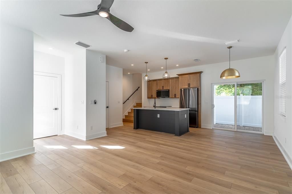 待售: $625,000 (3 贝兹, 2 浴室, 1756 平方英尺)