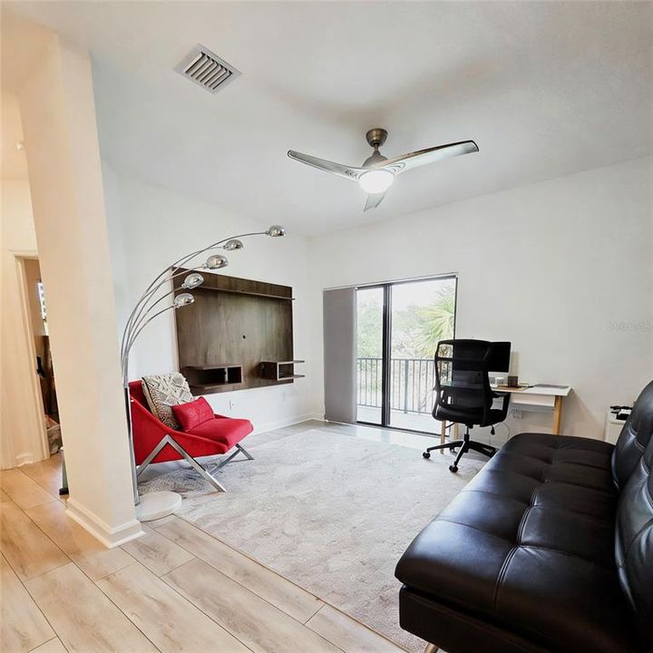 For Rent: $3,550 (3 beds, 2 baths, 1863 Square Feet)