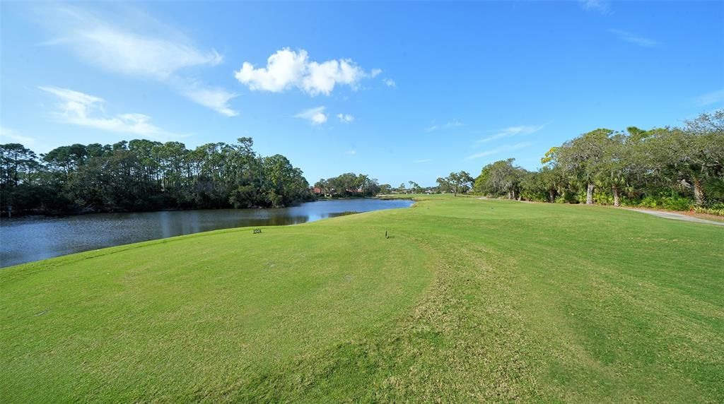 En Venta: $305,000 (2 camas, 2 baños, 1238 Pies cuadrados)